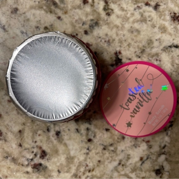 🆕 Sweet & Shimmer | (3) Piece “Toasted Vanilla” Spa Set - Picture 9 of 9